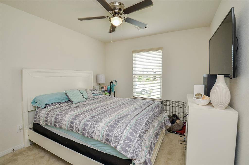 Great Guest Bedroom