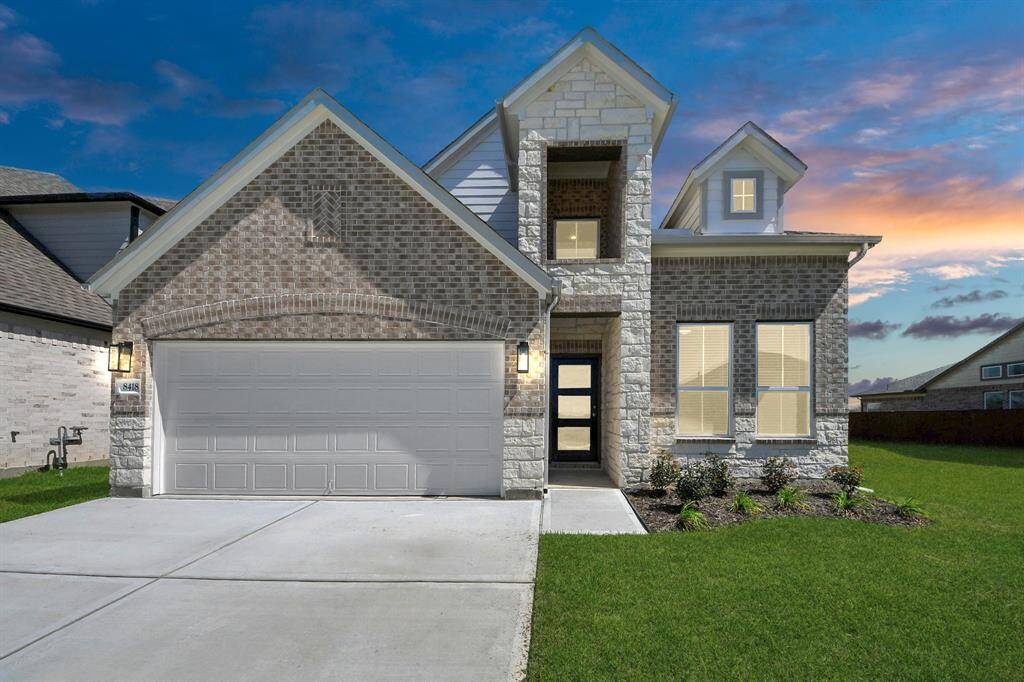Welcome to 8418 Snowy Owl Lane located in Edgewood Village and zoned to Sheldon ISD.