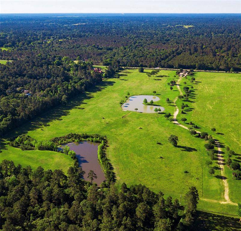 Ready for the quiet life of Stallion Lakes with 5 lakes, nature trails, vast greenery & rolling terrain? Call us today.