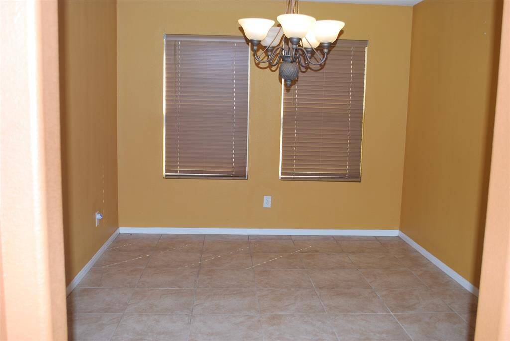 Formal Dinning room