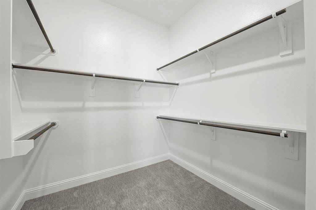 MER6-0004-4B_HuntleyIIIC_PrimaryCloset
