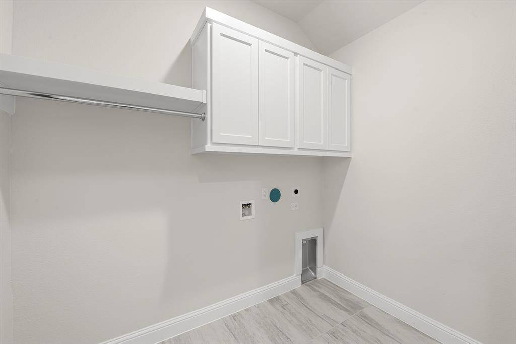 MER6-0004-4B_HuntleyIIIC_LaundryRoom