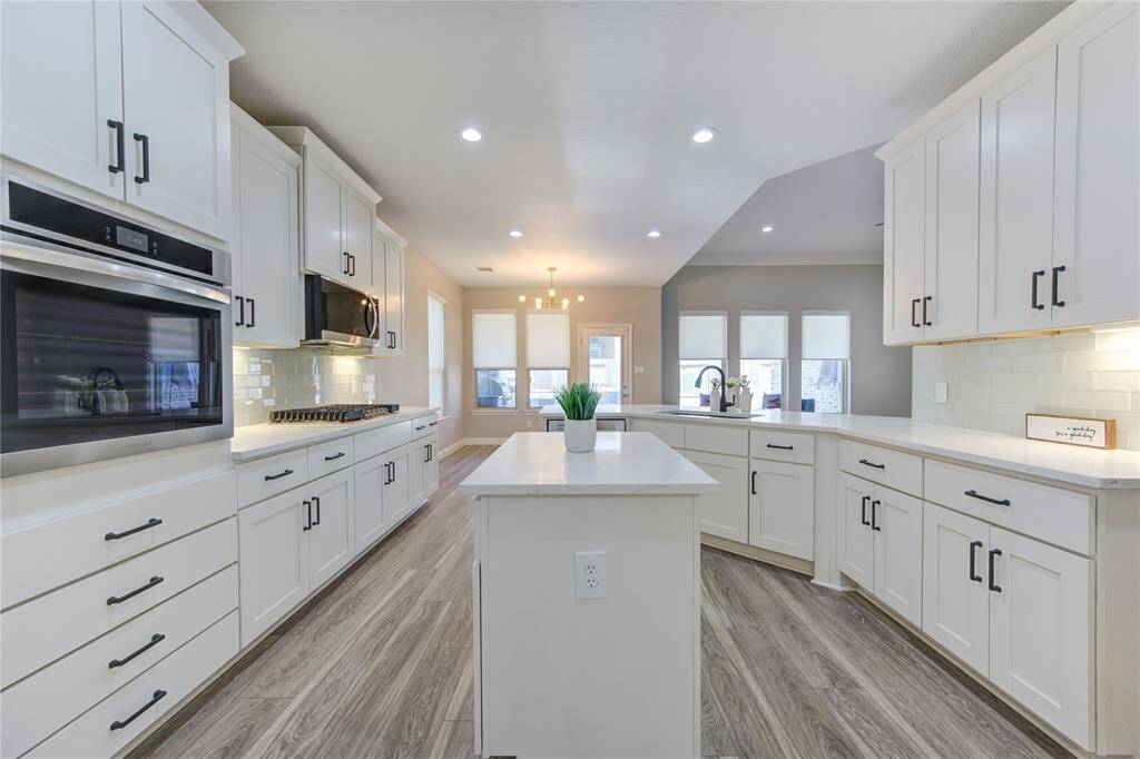 Tons of storage and counter space.  Perfect for entertaining!