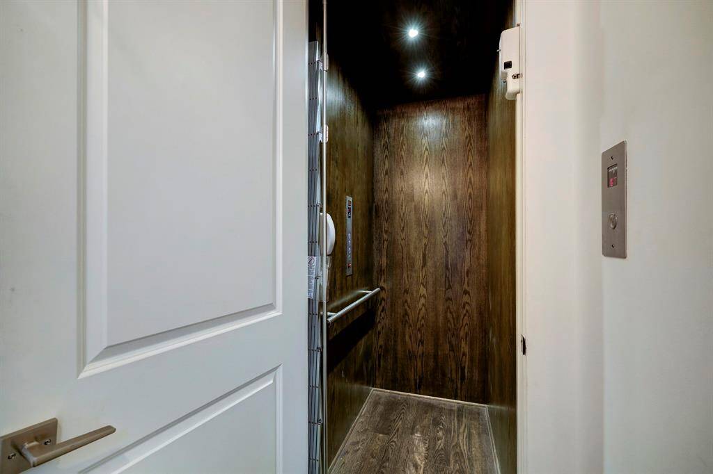 Tucked away elegant powder bath with high end finishes.