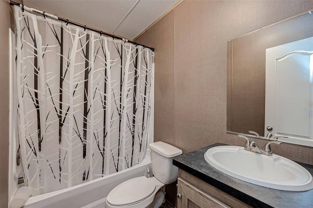 Secondary Bathroom