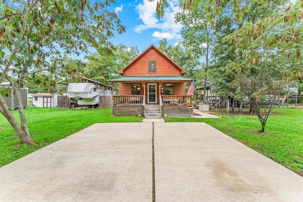 Welcome to this cozy cabin in the woods, this property is fully furnished & move-in ready!