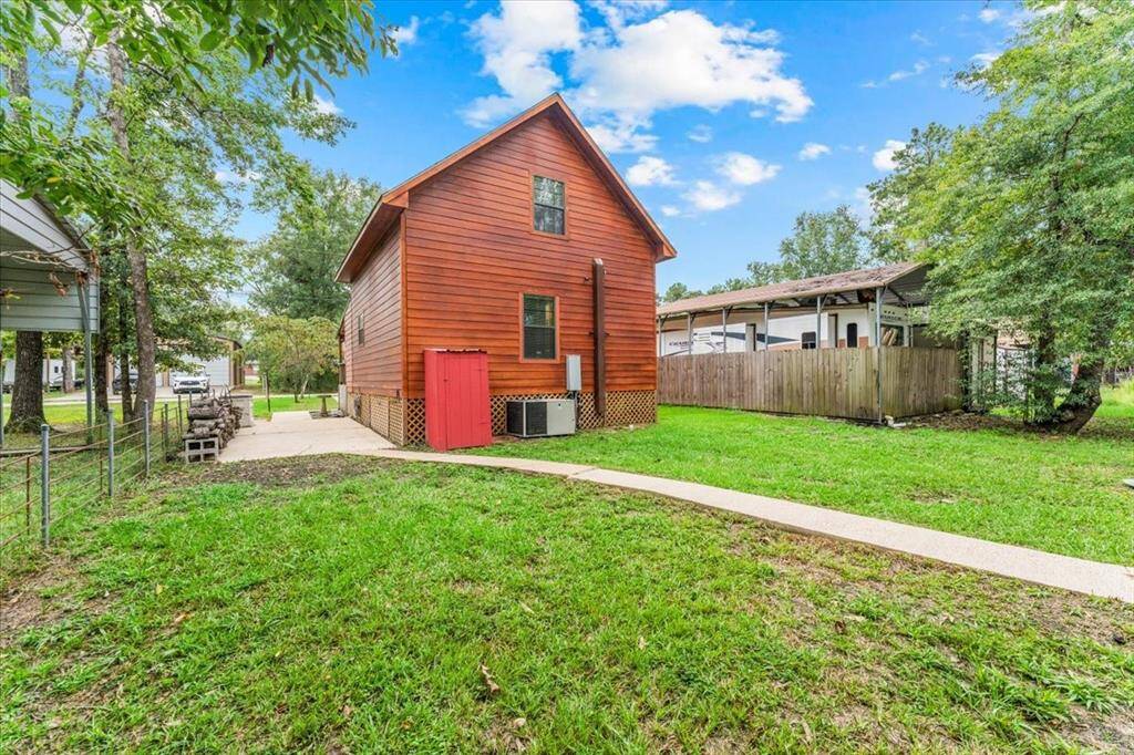 Back of home, plenty of room for a fence as well.