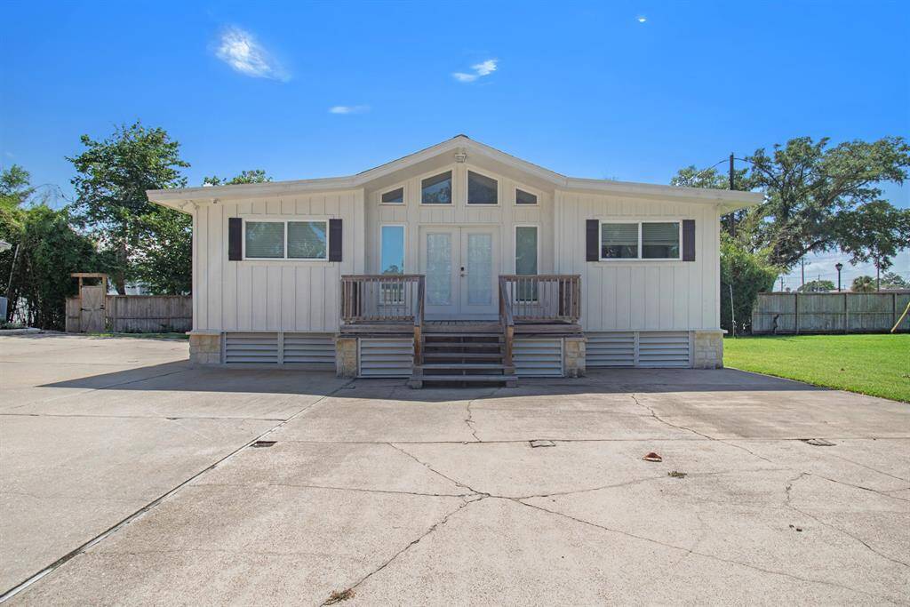 2nd house on property.
