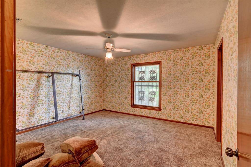 Another secondary room. This has an en-suite full bath.