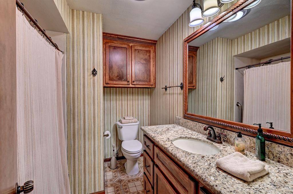 Primary shower