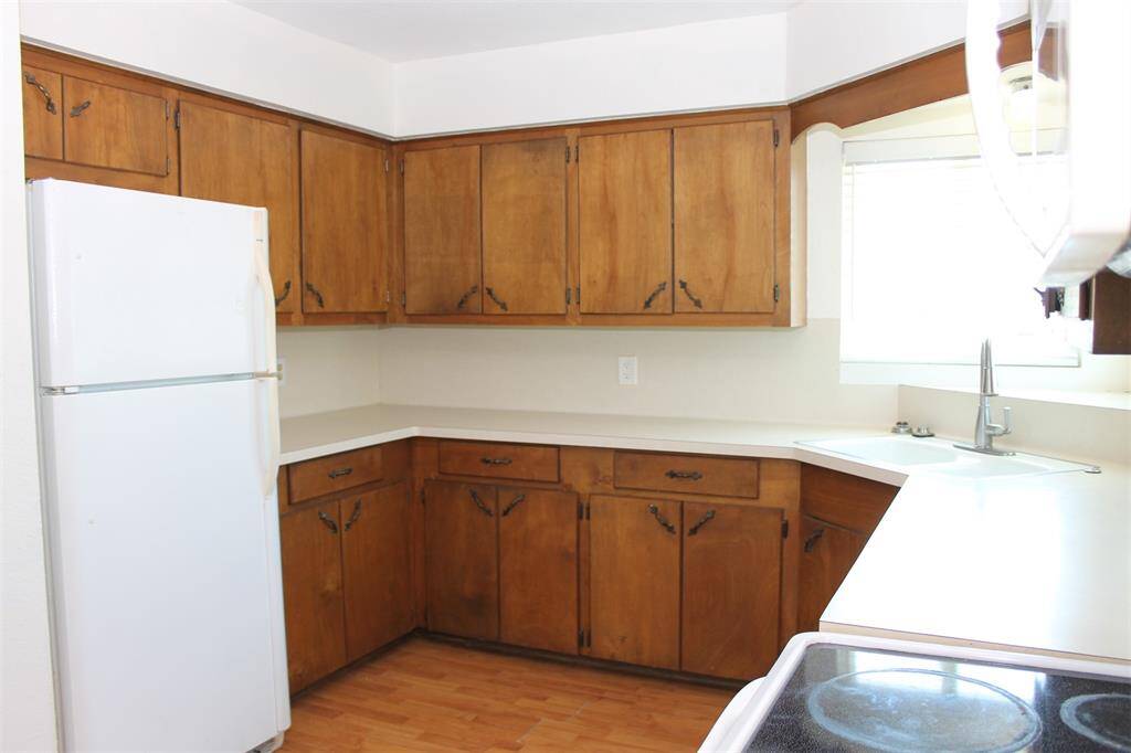 Plenty of counter space and cupboards for all your kitchen items