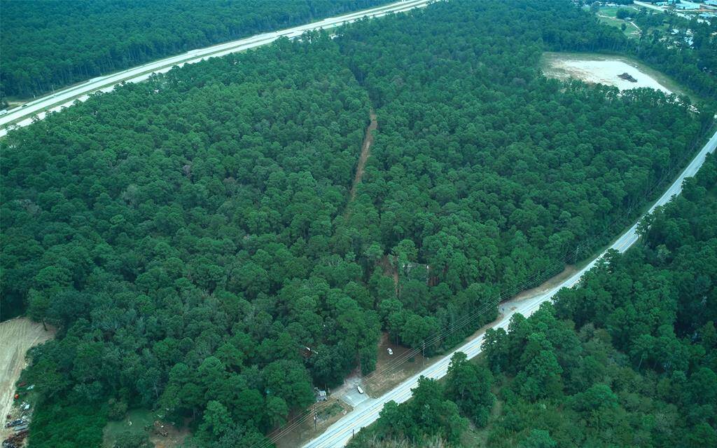 36014 FM 149 is 3.989 acres with existing electric, septic and well.  Excellent access to Aggie Expressway and 1774. Commercial, Industrial, Residential, Retail opportunities.
