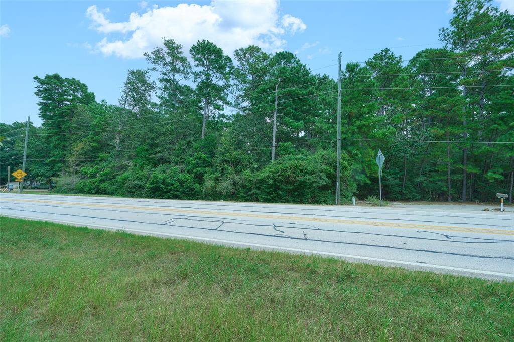 36014 FM 149 is 3.989 acres with existing electric, septic and well.  Excellent access to Aggie Expressway and 1774. Commercial, Industrial, Residential, Retail opportunities.