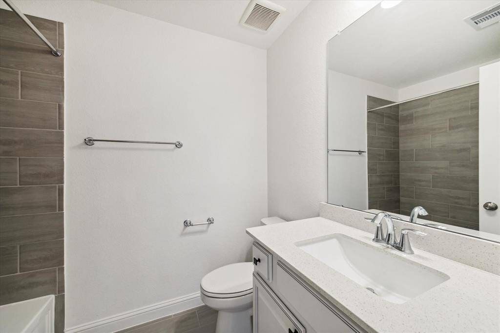 Upstairs bathroom