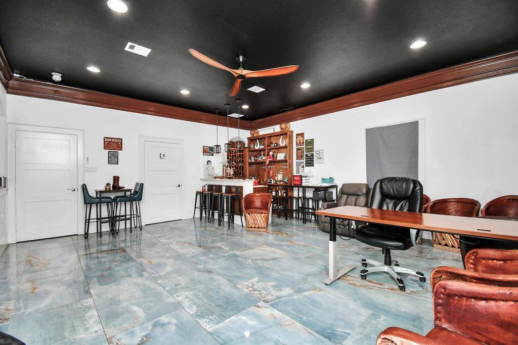 Large Dinning Room