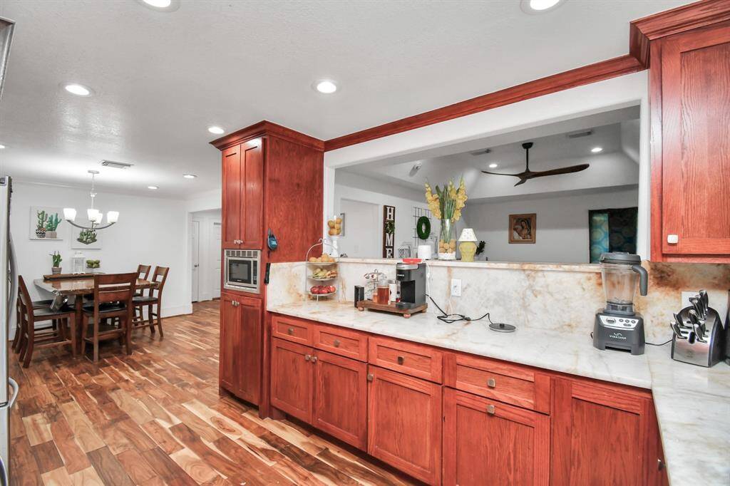 Wet Bar