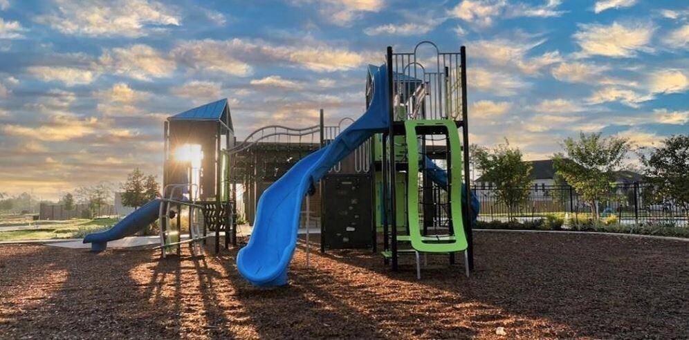 Raburn Reserve Community