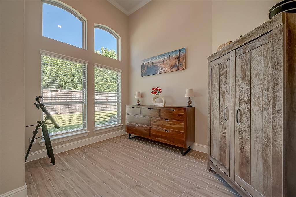 This space can become a relaxing sitting area or a place to look at the stars.