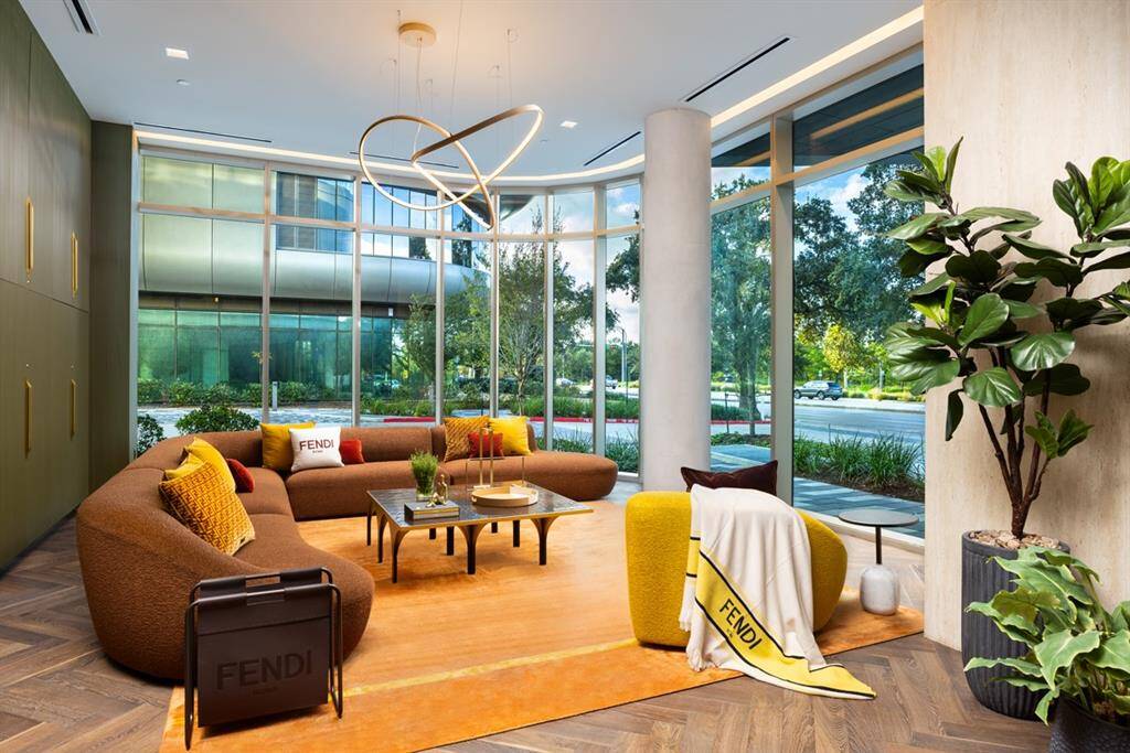 Indulge in the utmost privacy and convenience as you enter and exit your lavish residence. Experience the epitome of convenience and luxury with the large private 24/7 valet entry of this prestigious luxury condo.