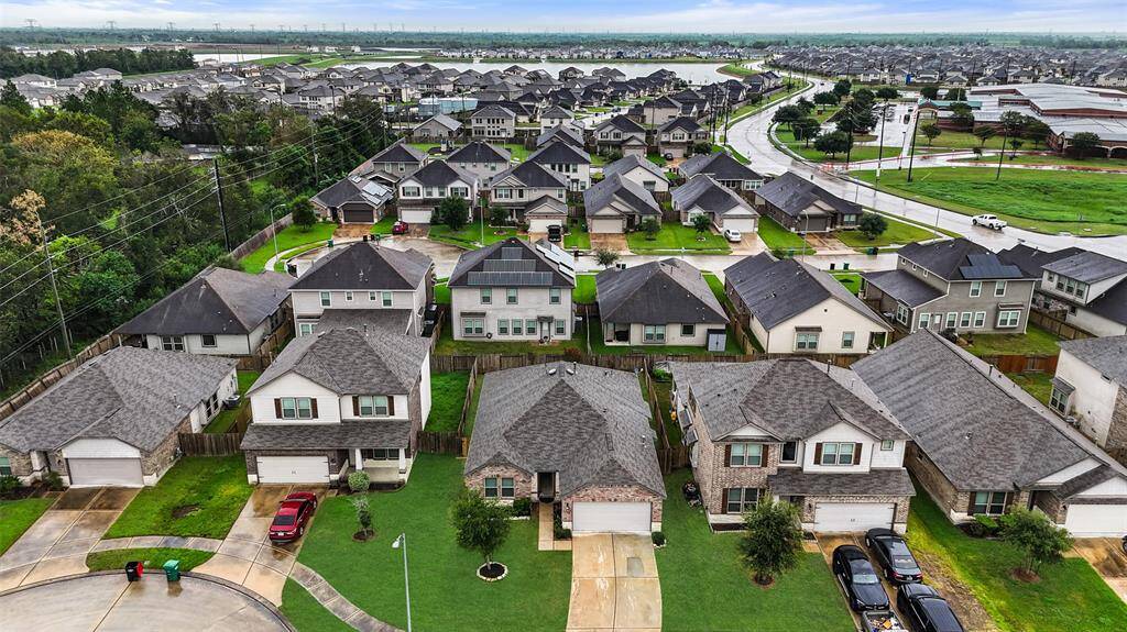 Walking Distance to the school