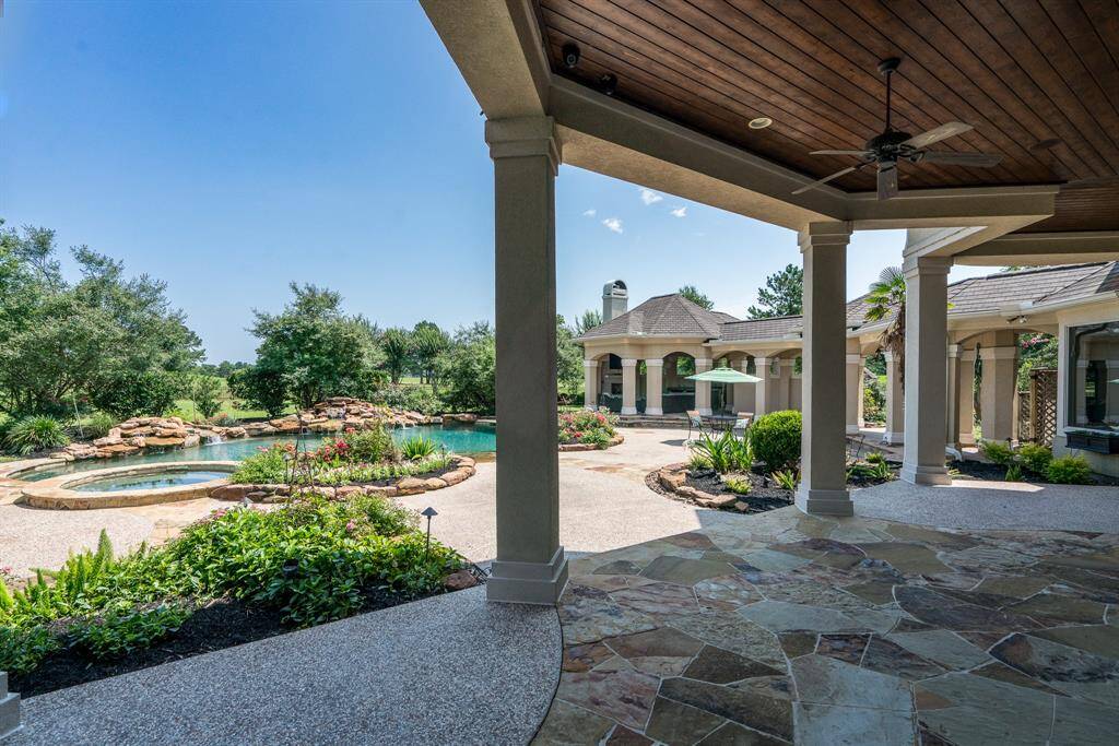 Large covered lanai perfect for staying out of the sun while entertaining guests.