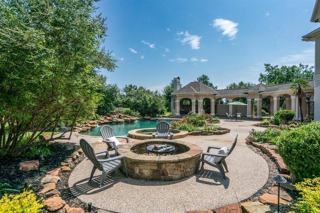 Firepit area for when it's too cool to pool.