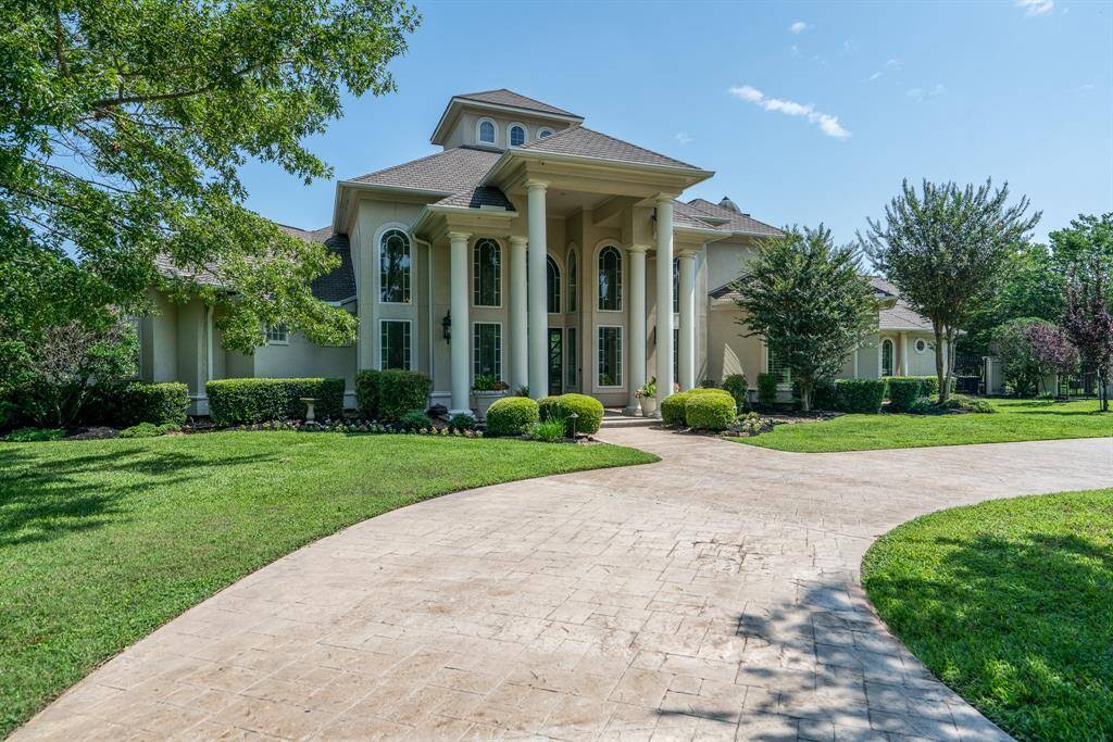 Welcom to 78 Florham Park Drive where a whole home generator will keep the lights on no matter the weather.