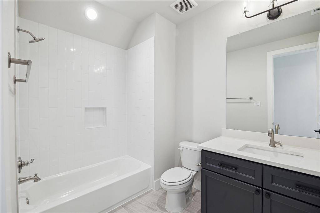 Ensuite Bath