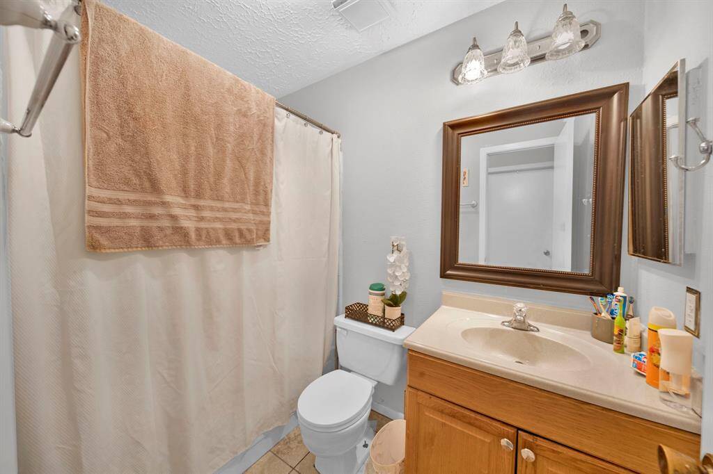 Secondary Bath