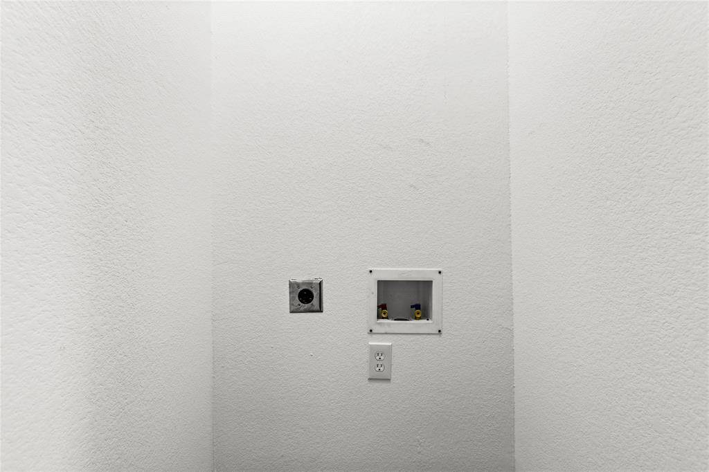 Washer/Dryer Connections