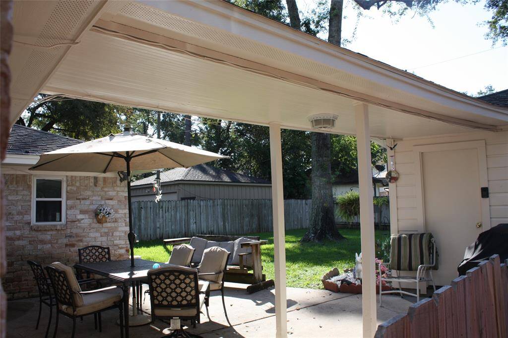 Backyard area from driveway