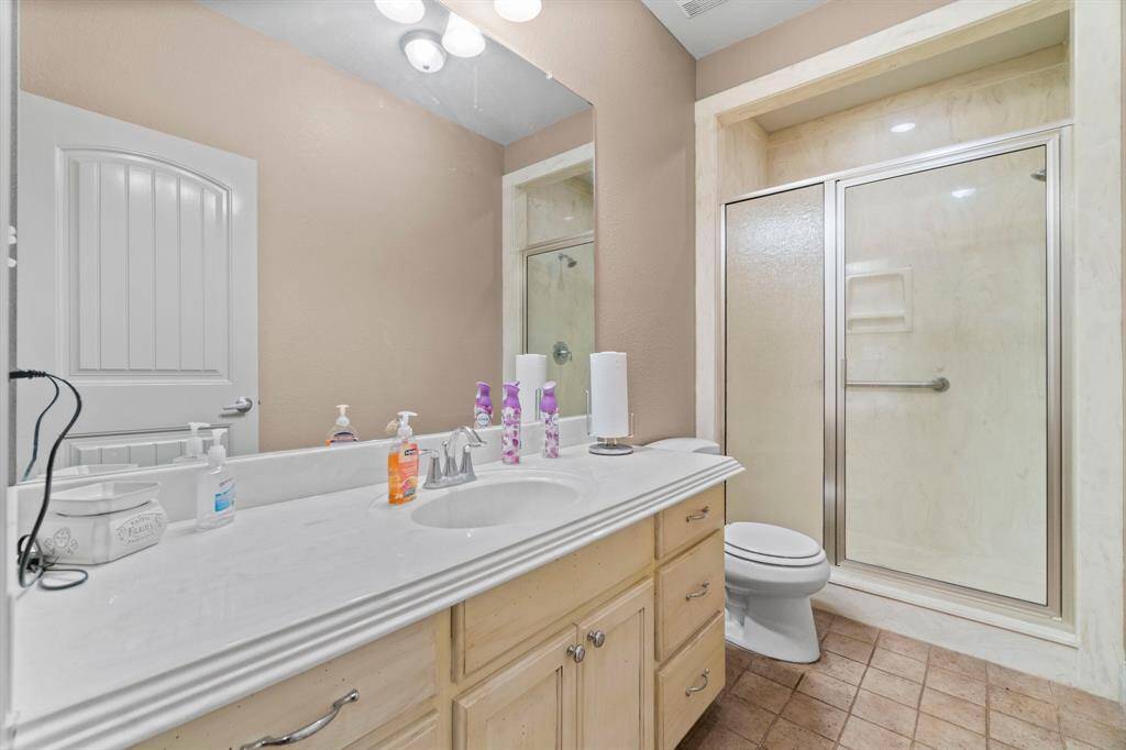 1/2 Bath
