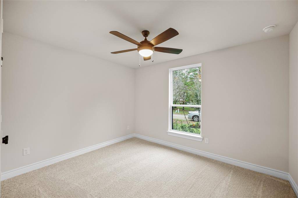 Spacious 2nd Bathrooms
