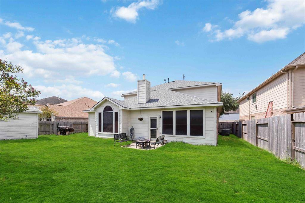 Spacious backyard