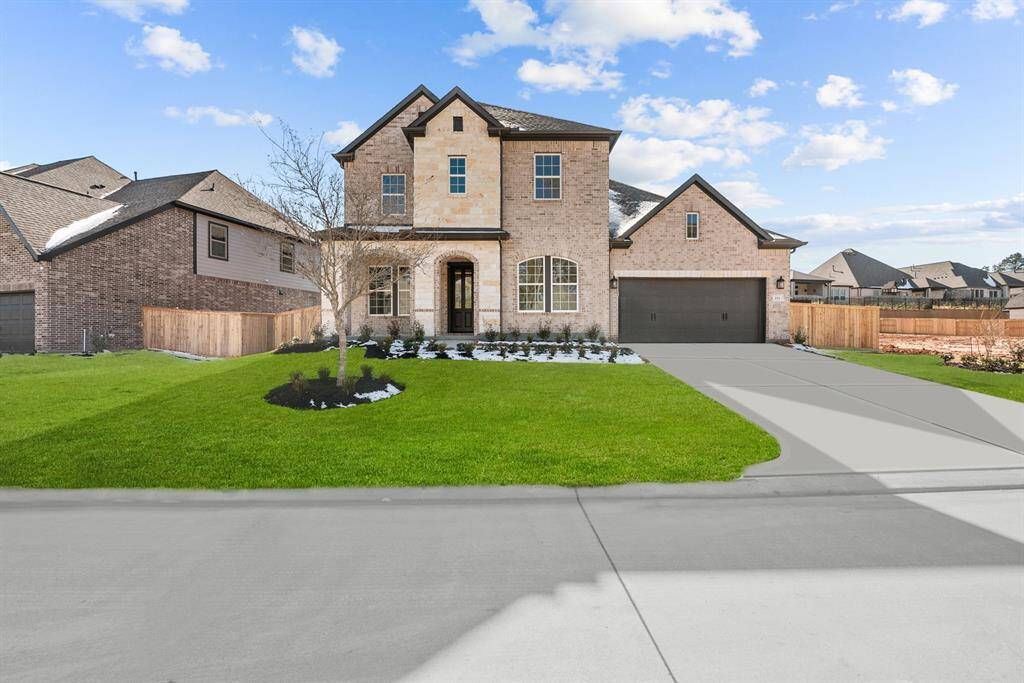 Welcome to The Hillmont by David Weekley Homes. Move-In-Ready Now!