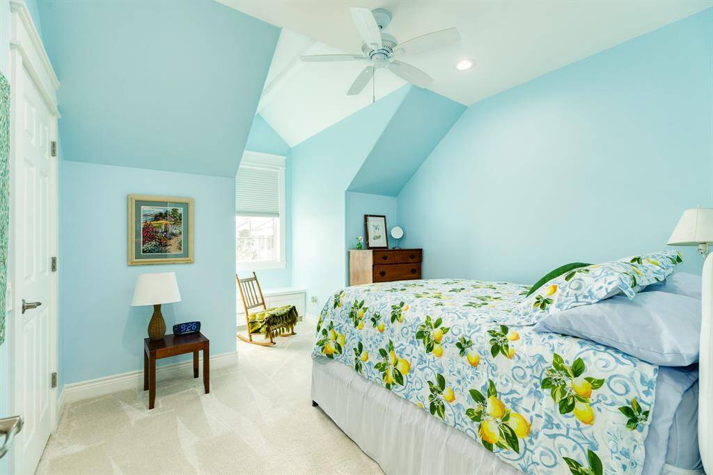 Upstairs bedroom