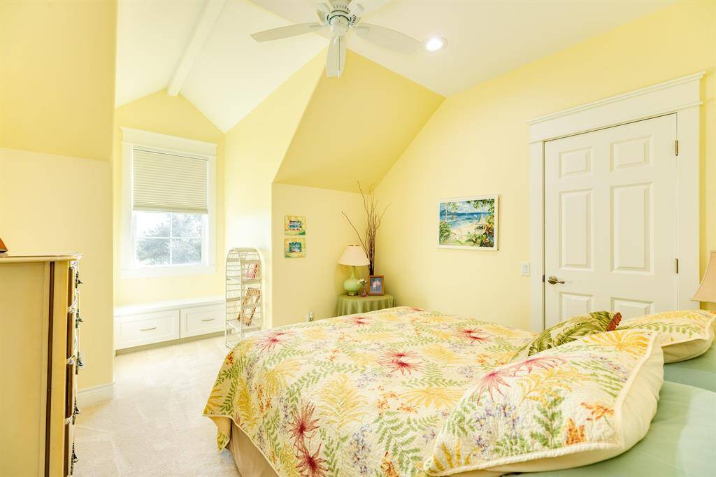 Upstairs bedroom