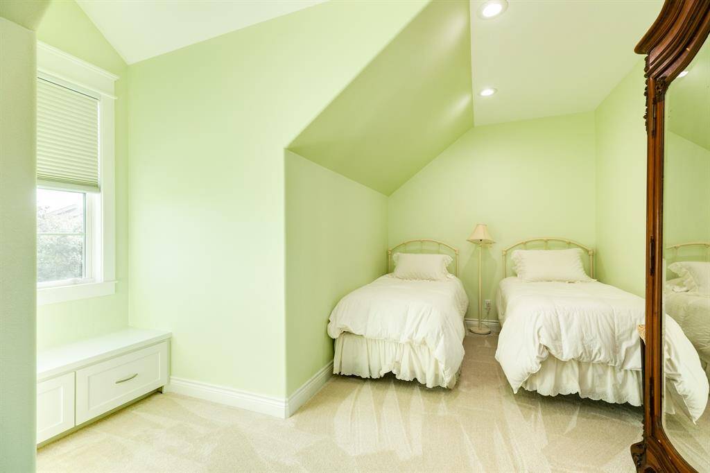 Upstairs bedroom