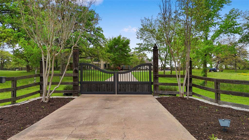 Electric gated entry for optimal privacy!