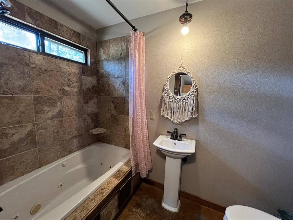 Bathroom on 1st level