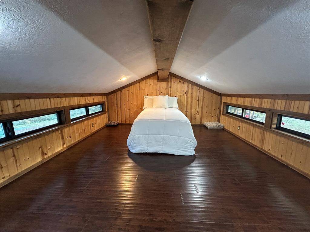 3rd level loft area