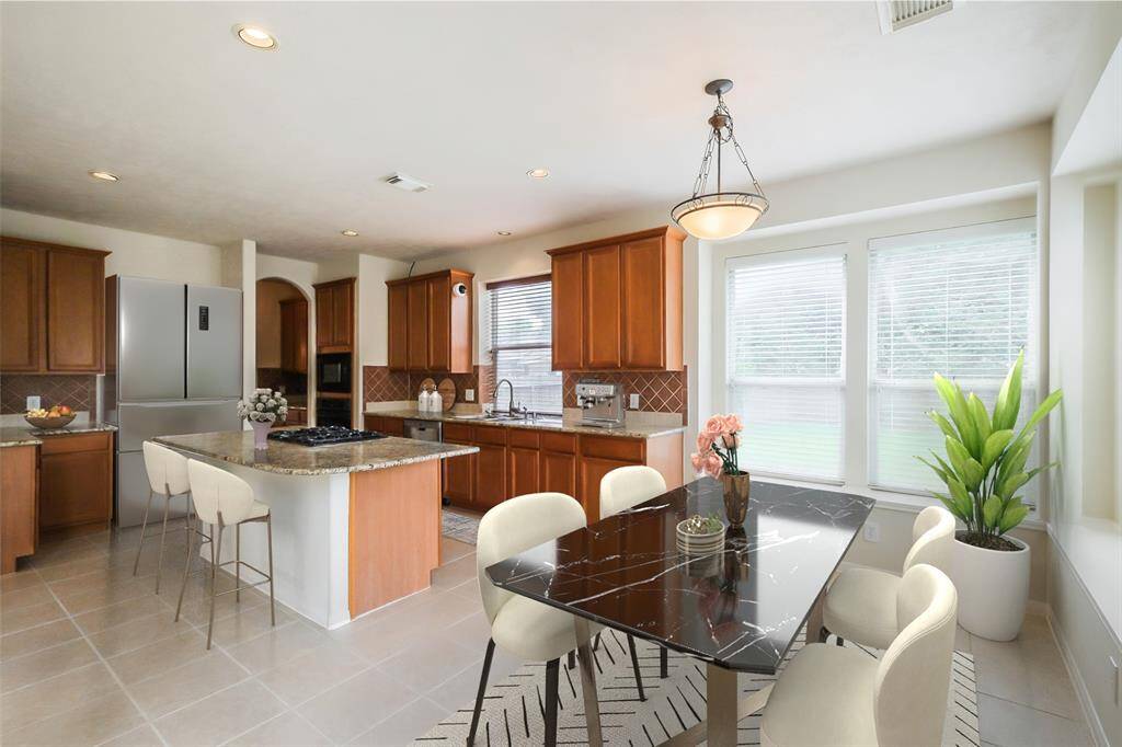 Kitchen/Breakfast - Virtually Staged