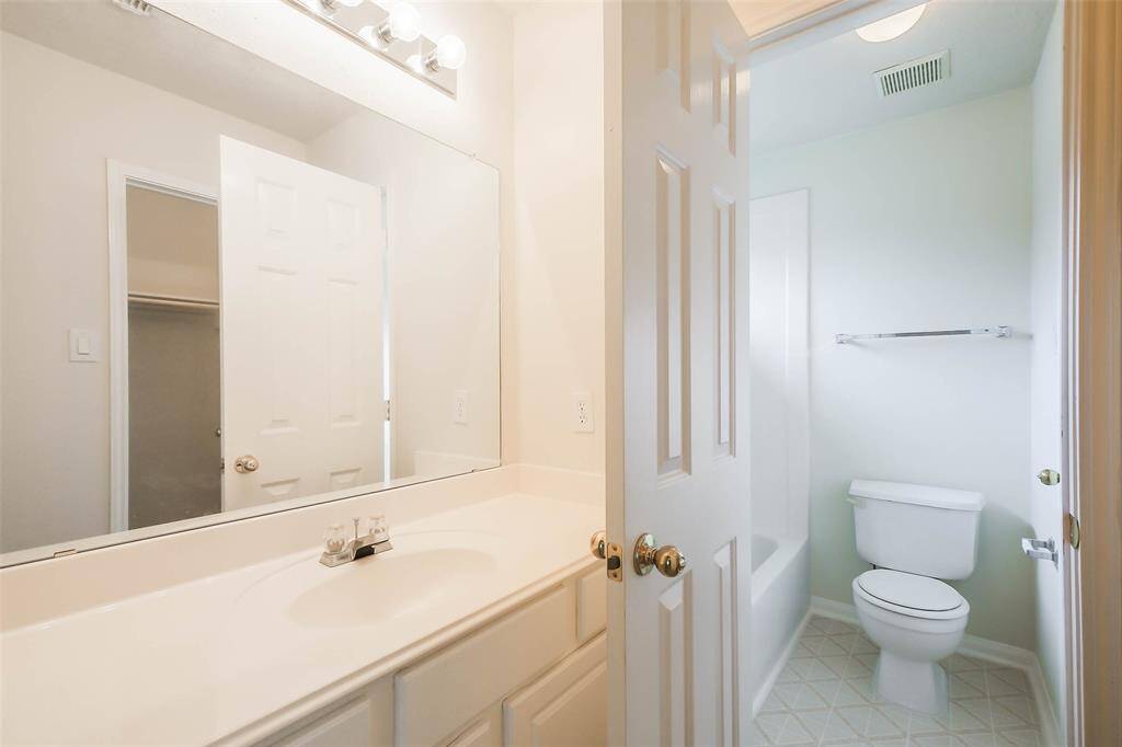 Bedroom 3 full bath with 2 separate sinks