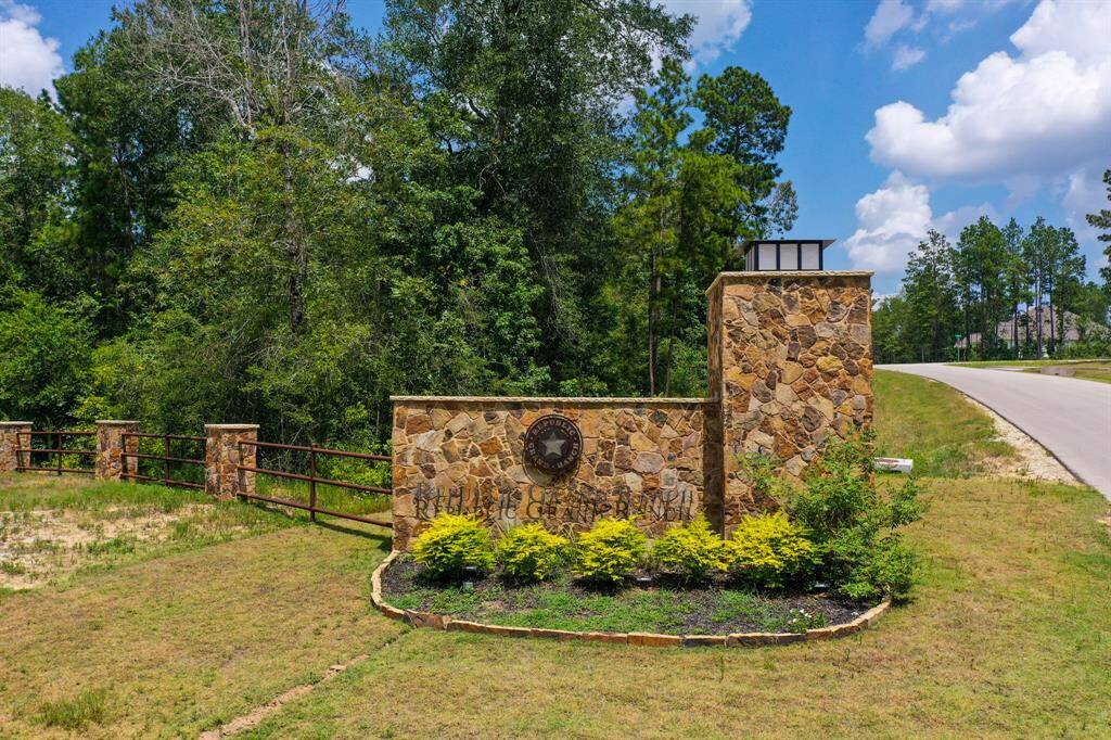 Come discover the beauty that awaits in Republic Grand Ranch