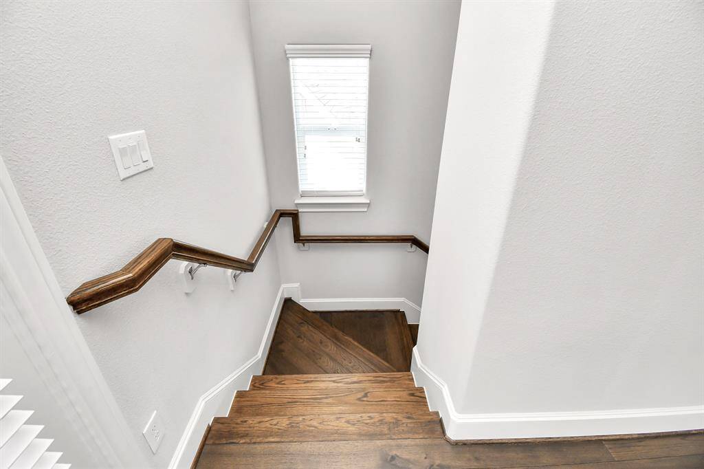 All stairs are well iluminated and have windows for natural light.