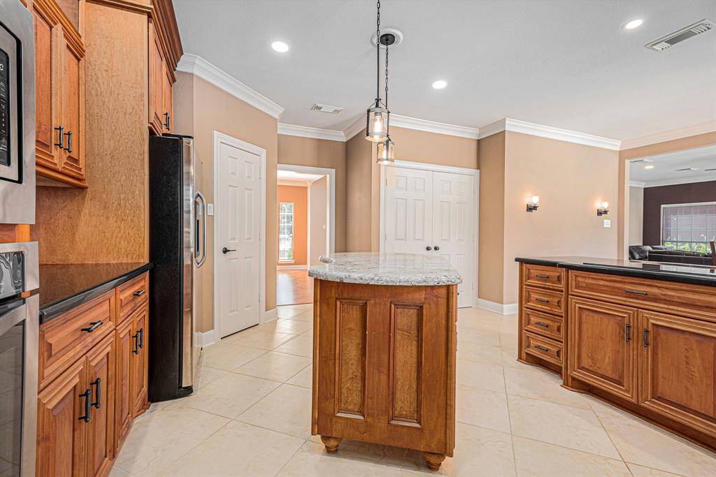 Island kitchen