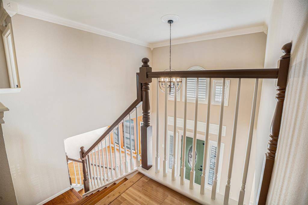 View from the 2nd floor into the foyer