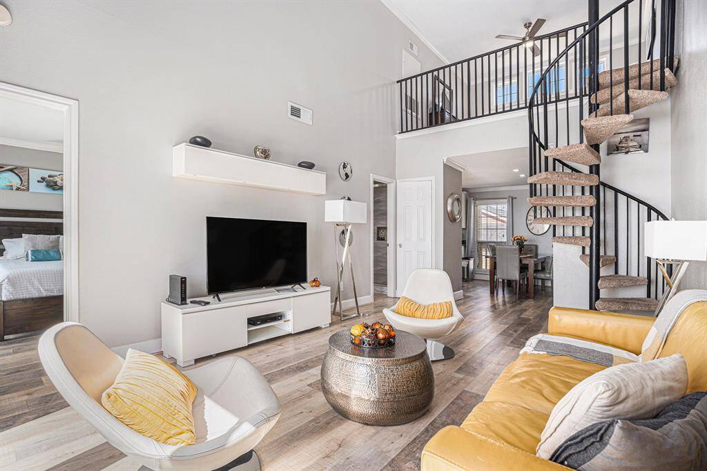 Conveys fully furnished