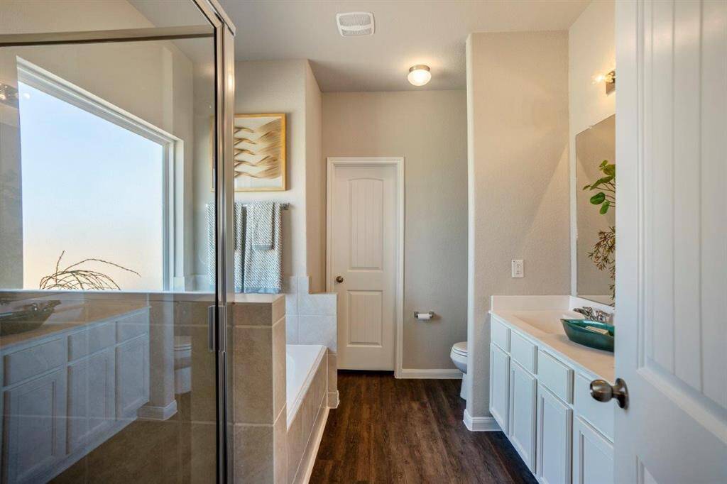 Photos are a representation of the floor plan. Options and interior selections will vary.