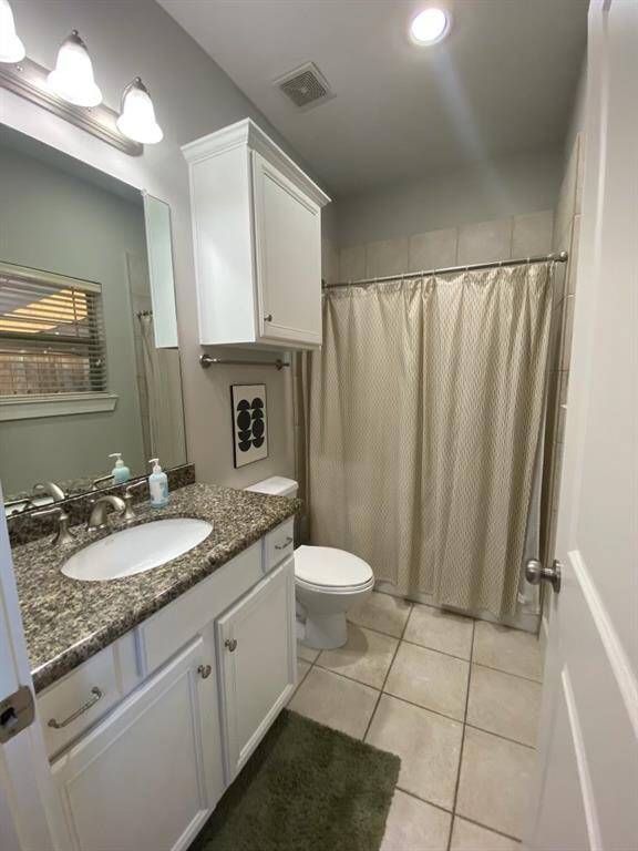 Full bath on first floor.